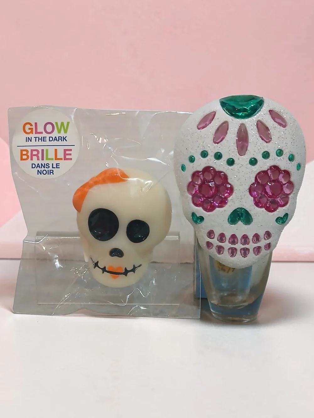 Glow-in-the-Dark Skull Soap Topper And Skull Wallflower Holder - Pink & Orange